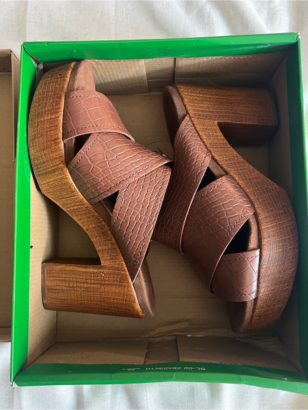 White Mountain Alive platform shoes